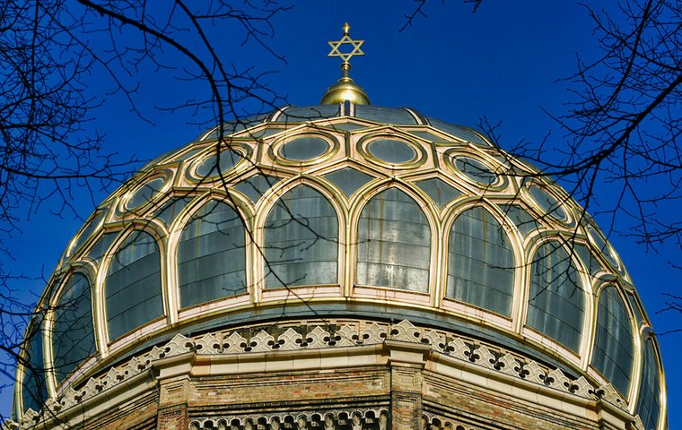 Synagoge Oranienburger Straße Berlin mit Davidstern